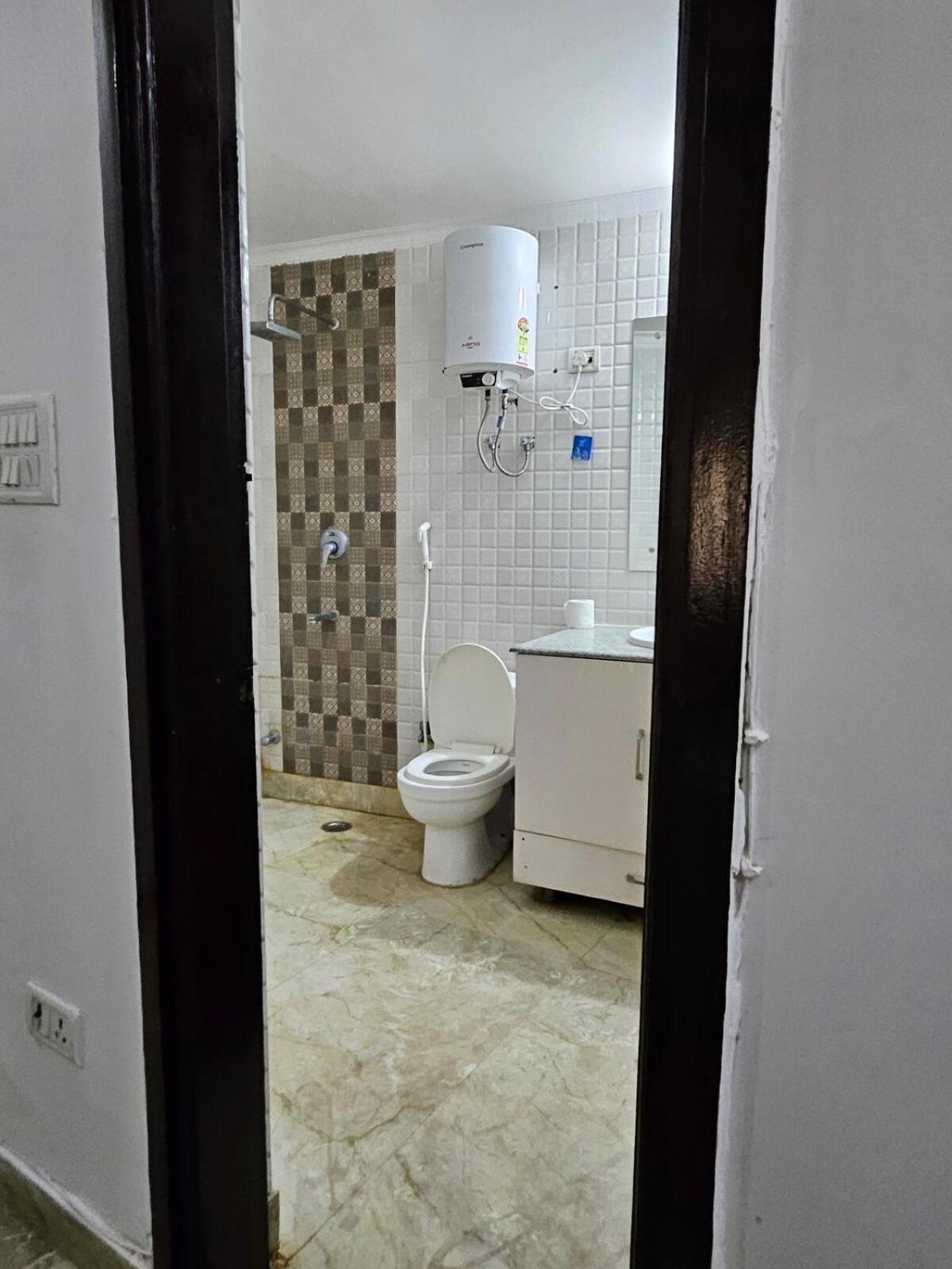 Apartment Asten 2bhk Vasant Kunj South Delhi *