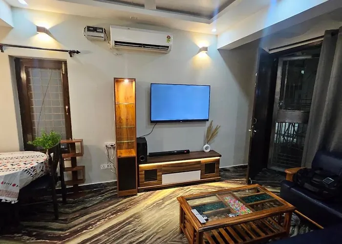 Asten 2Bhk Vasant Kunj South Delhi