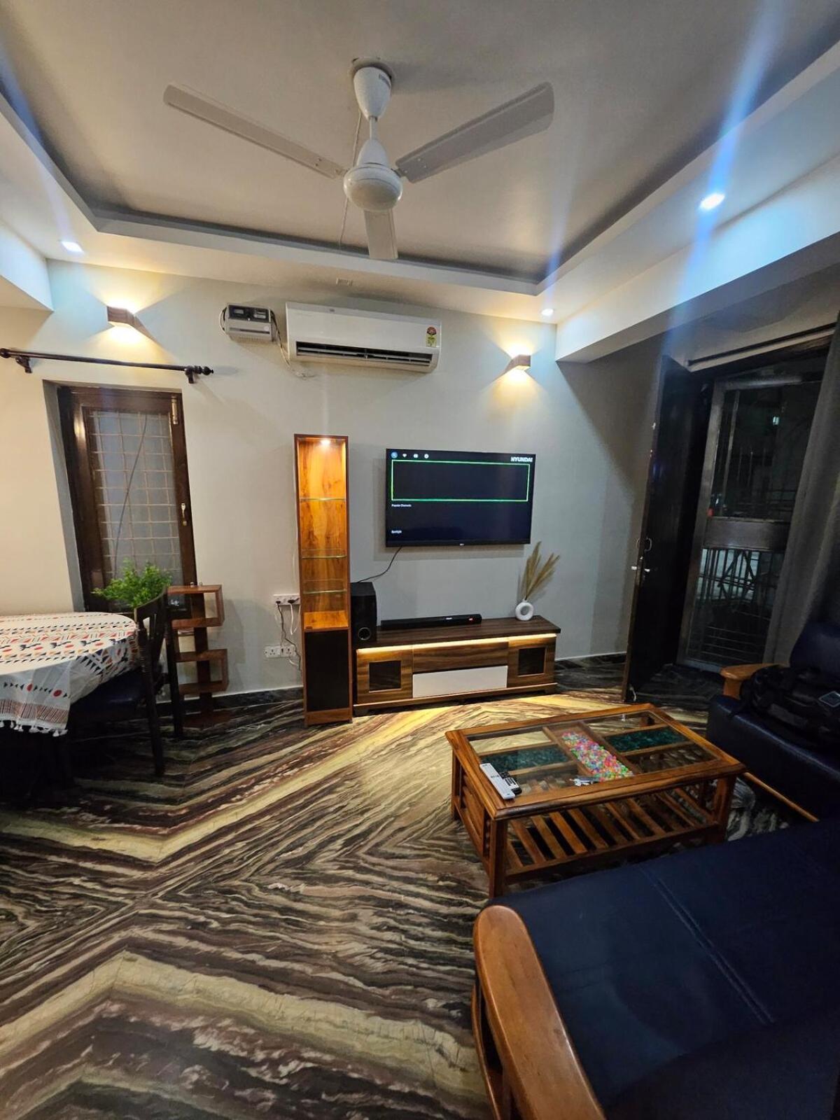 Asten 2bhk Vasant Kunj South Delhi * New Delhi
